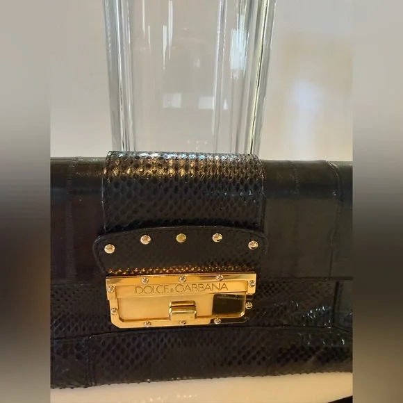 Dolce & Gabbana Black Leather Clutch with Gold Chain and Hardware vintage - Picture 2 of 3